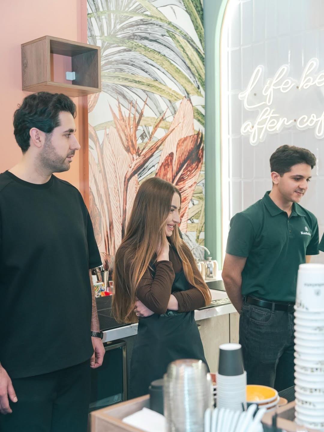 Alena Əliyeva onlarla kofe hazırladı - FOTOLAR